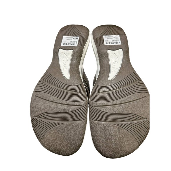 "Clarks Breeze Sea Flip-Flop - Women's Size 10,Cloudsteppers™ Comfort" - Picture 2 of 4